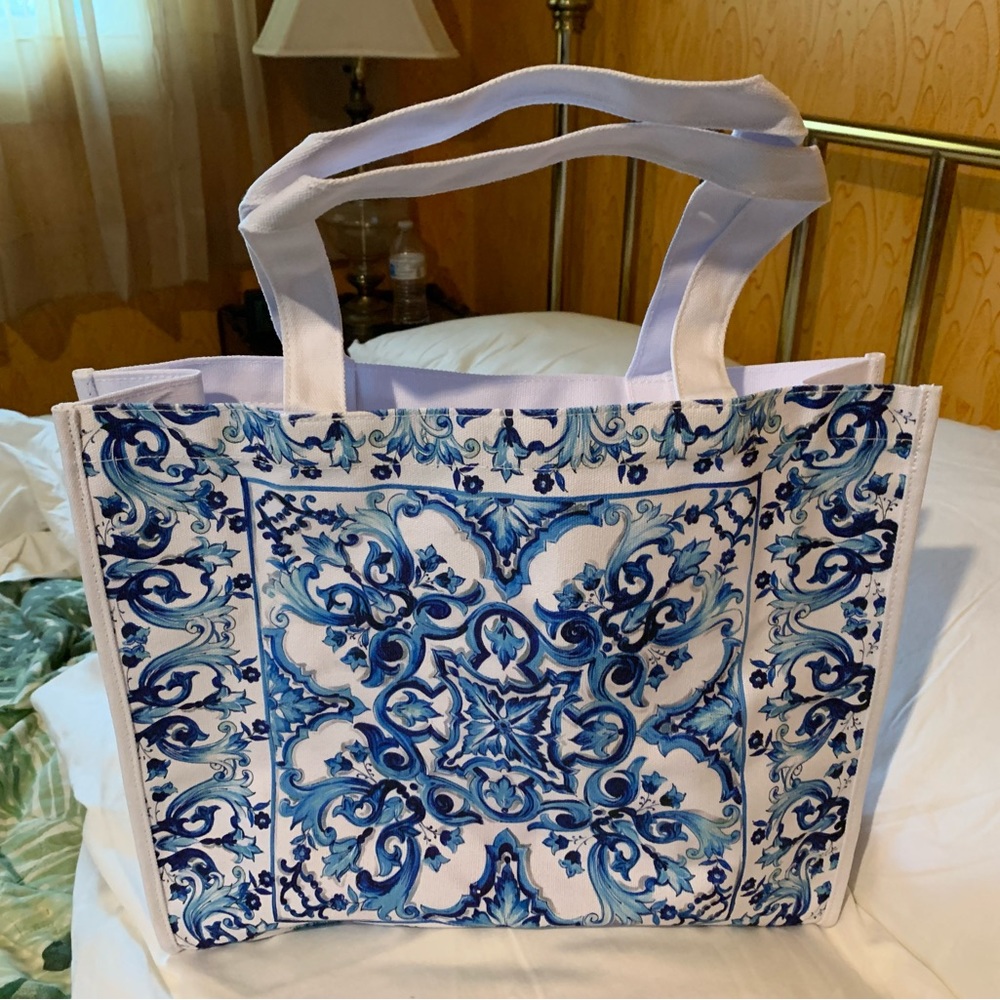 Dolce & Gabbana Light Blue Summer Vibes Tote New!